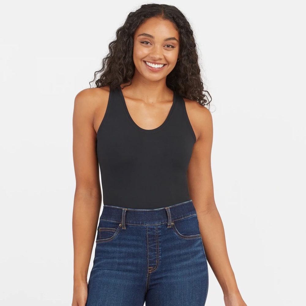NWT Spanx Scoop Neck Tank Bodysuit